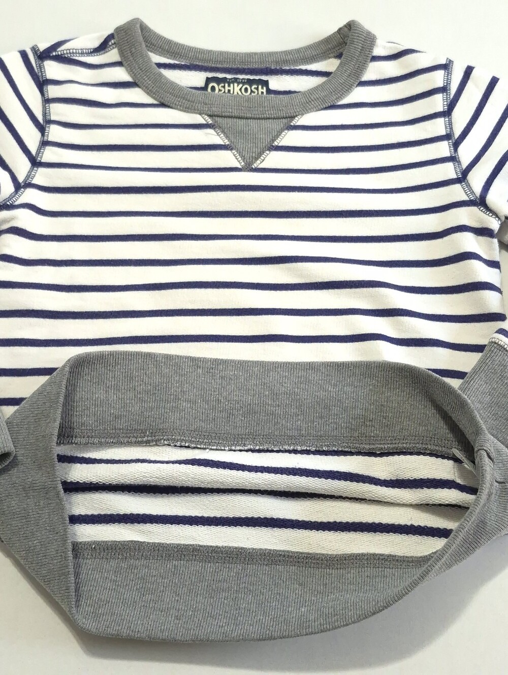 OshKosh B'gosh Boys Size 6 Blue White Striped Crewneck Sweatshirt Pullover - Picture 12 of 15